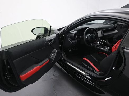 Used 2026 Subaru BRZ Limited RWD image 12