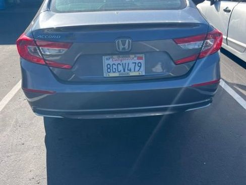 Used 2018 Honda Accord LX image 3