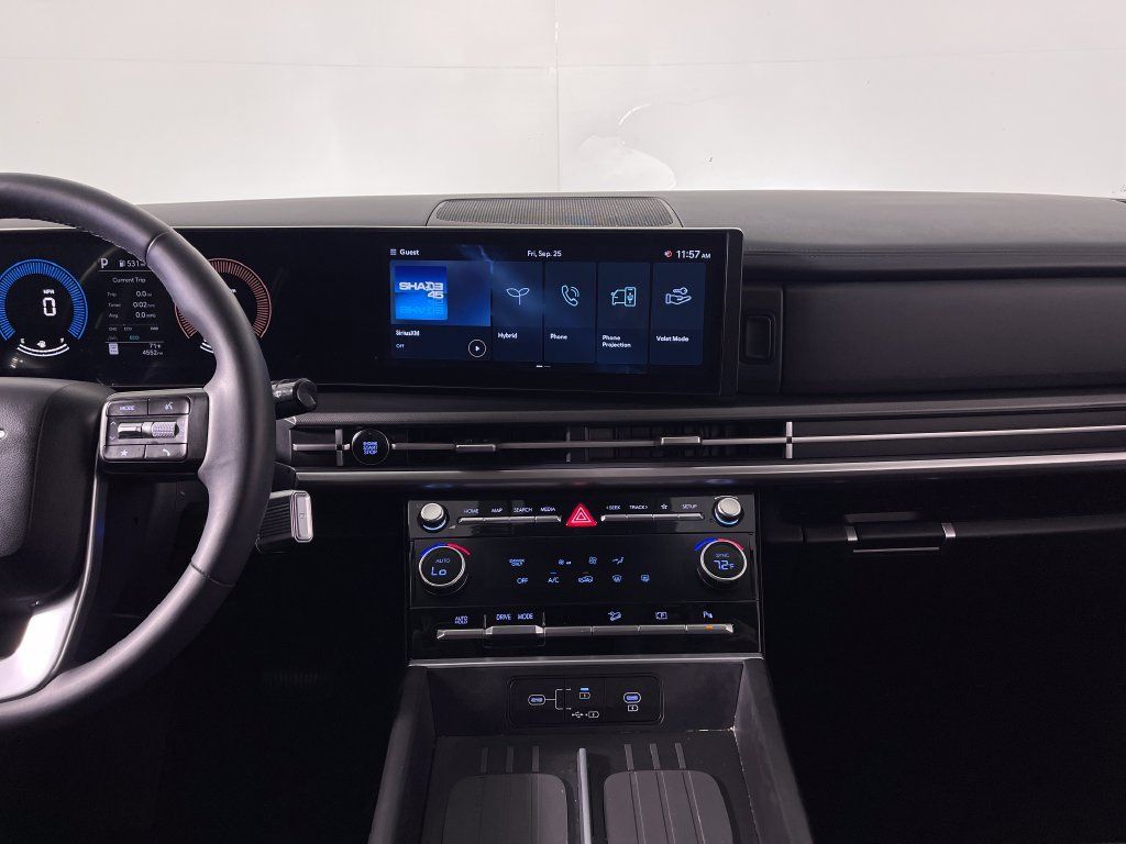 Certified 2026 Hyundai Santa Fe SE FWD image 17