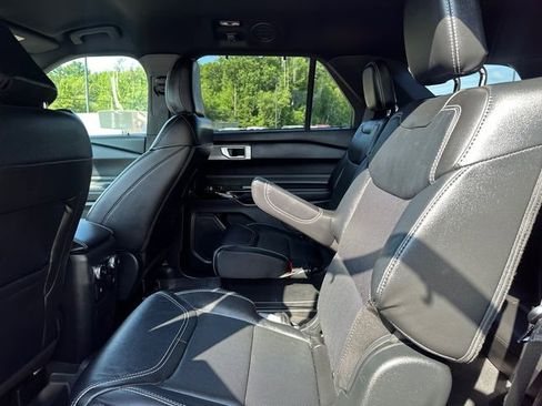 Used 2022 Ford Explorer ST w/ Equipment Group 401A image 16