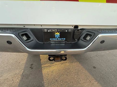 Used 2017 RAM 2500 Tradesman w/ Chrome Appearance Group image 29