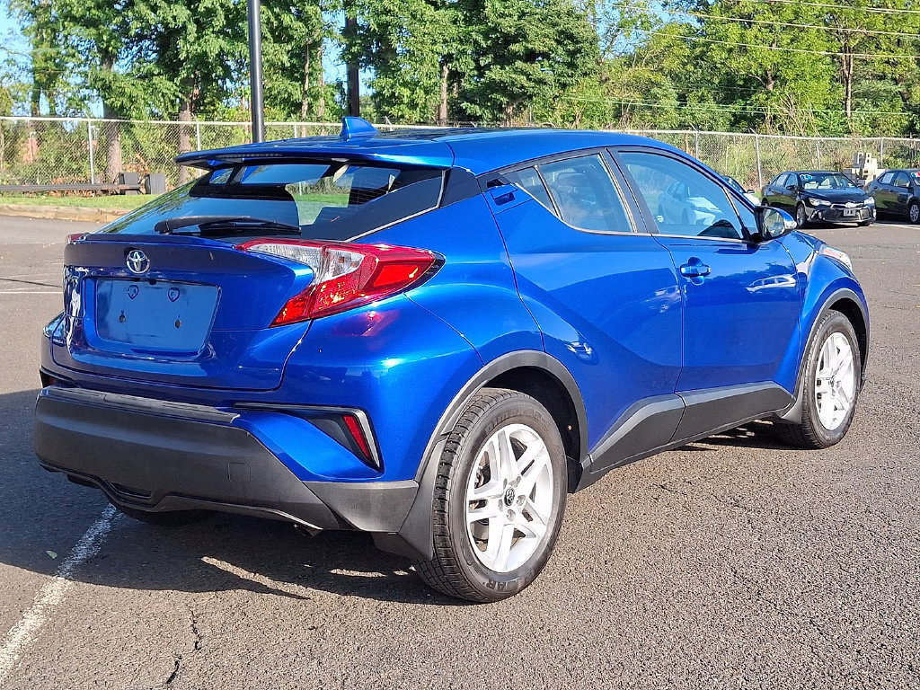 Certified 2020 Toyota C-HR LE FWD image 31