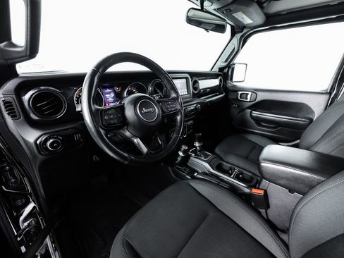 Used 2023 Jeep Wrangler Sport image 23