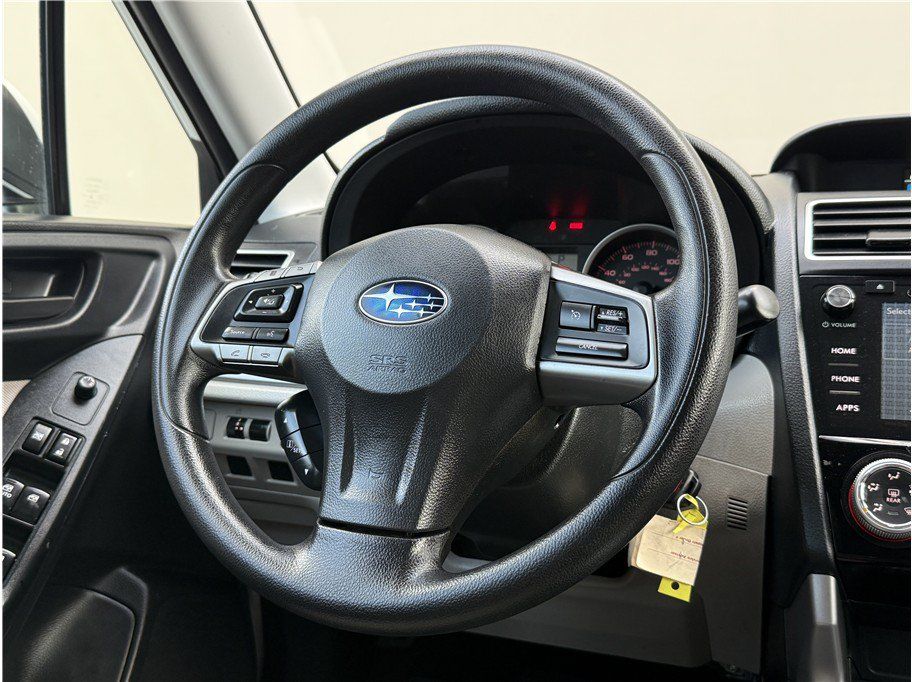 Used 2016 Subaru Forester 2.5i Premium w/ Popular Package #1 AWD/4WD image 8