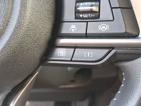 Used 2023 Subaru Forester Premium AWD/4WD image 27