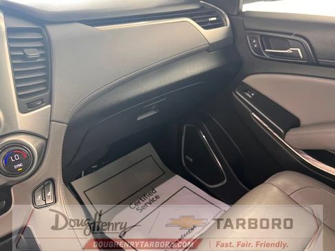 Used 2018 Chevrolet Suburban LT RWD image 48