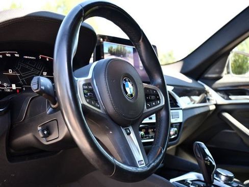 Used 2023 BMW M550i xDrive AWD/4WD image 13