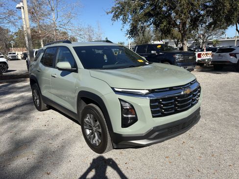 Certified 2025 Chevrolet Equinox LT w/ Convenience Package II image 1