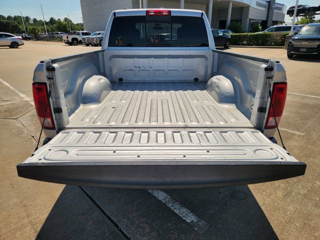 Used 2017 RAM 1500 Classic SLT AWD/4WD image 30