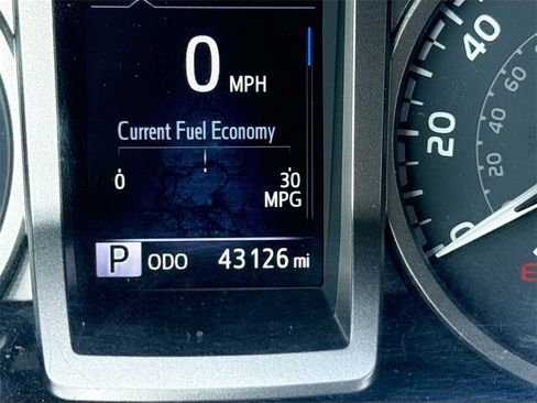 Used 2021 Toyota Tacoma SR5 image 12