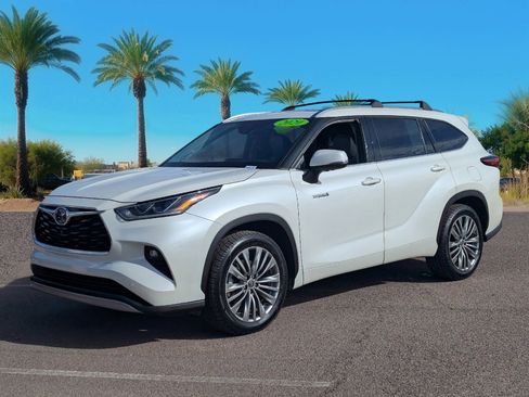 Used 2020 Toyota Highlander Platinum image 31