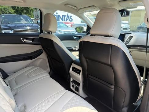 Used 2023 Ford Edge Titanium AWD/4WD image 41