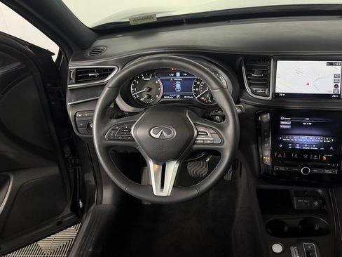 Used 2023 INFINITI QX50 Sport image 12