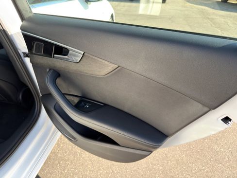 Used 2023 Audi A4 2.0T Premium Plus image 13