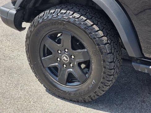 Used 2024 Ford Bronco Black Diamond AWD/4WD image 35