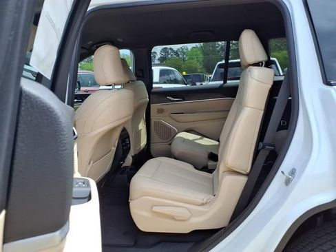 New 2026 Jeep Grand Cherokee L Limited image 16