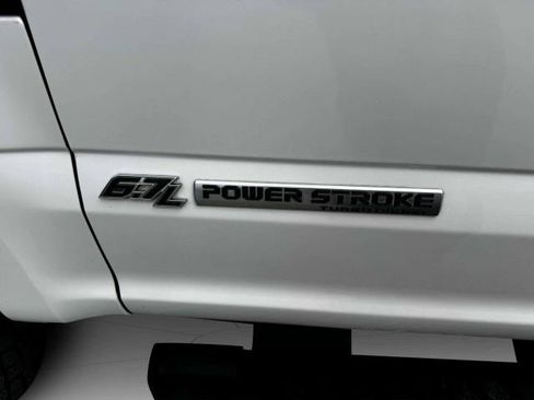Used 2019 Ford F250 Lariat w/ Lariat Ultimate Package AWD/4WD image 17