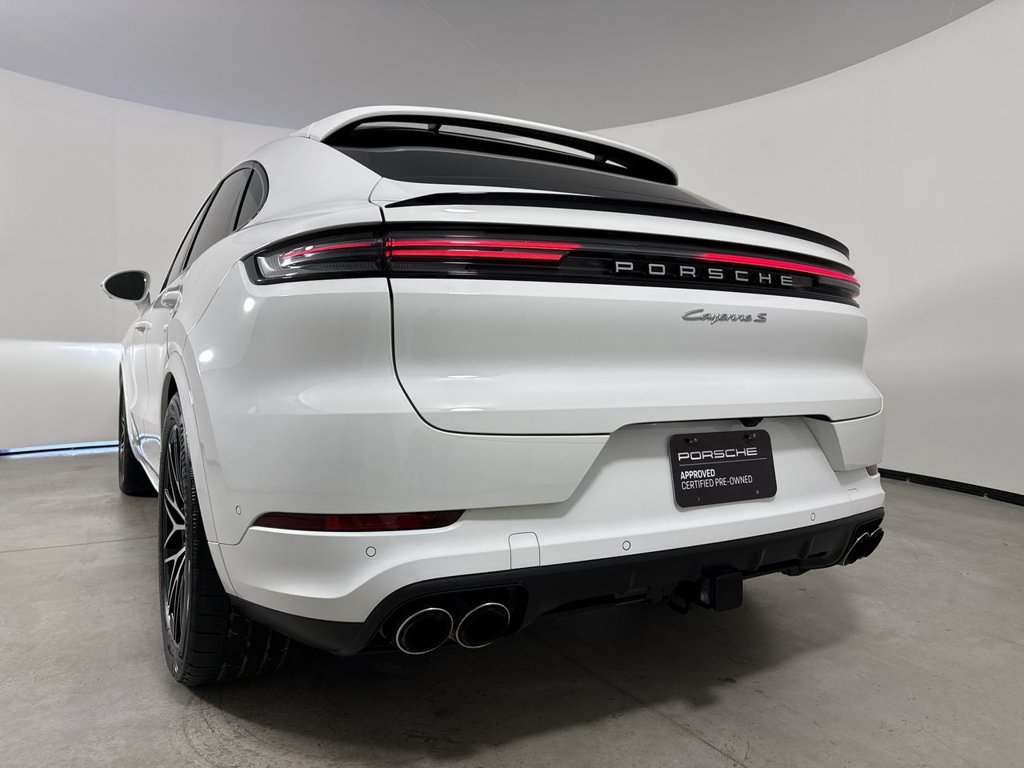 Certified 2025 Porsche Cayenne S AWD/4WD image 20