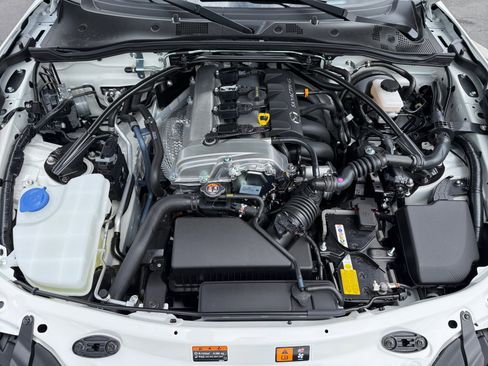New 2026 MAZDA MX-5 Miata RF Grand Touring w/ Weather Package RWD image 20