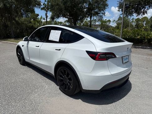 Used 2021 Tesla Model Y 2WD image 14