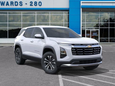 New 2026 Chevrolet Equinox LT image 8