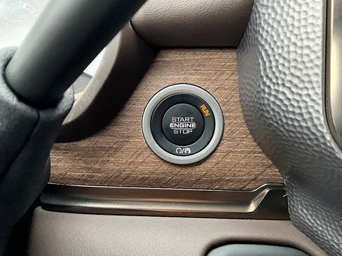 New 2026 RAM 2500 Limited image 19