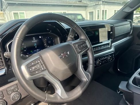 Used 2026 Chevrolet Silverado 1500 RST AWD/4WD image 10