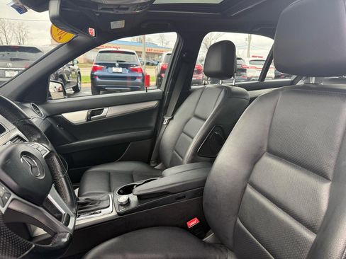 Used 2013 Mercedes-Benz C 300 Sport image 9