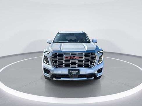 New 2026 GMC Yukon XL Denali w/ Sun & Power Step Package AWD/4WD image 3