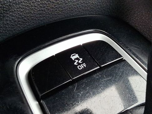 Used 2024 Toyota Corolla LE image 23