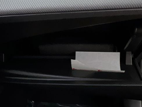 Used 2025 Toyota Camry SE FWD image 35