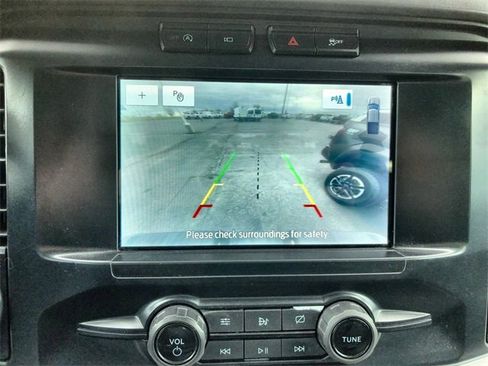 Used 2021 Ford F150 XLT w/ Trailer Tow Package image 17