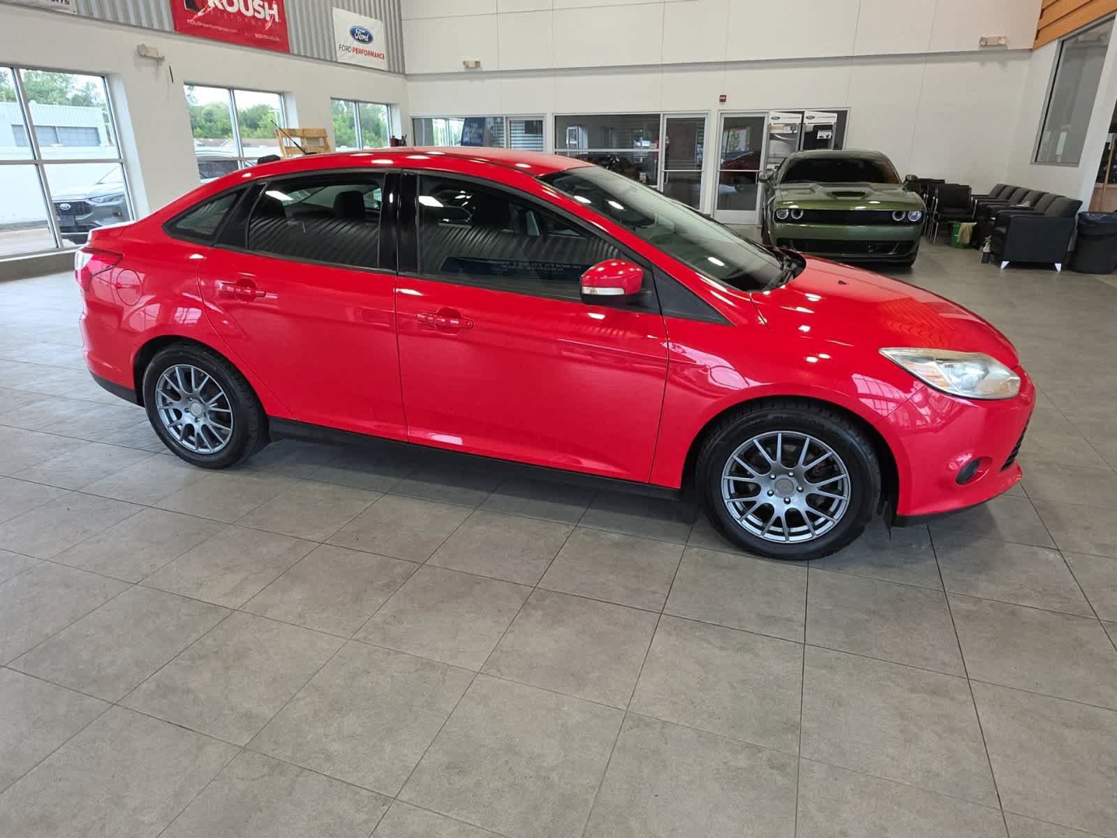 Used 2014 Ford Focus SE FWD image 5