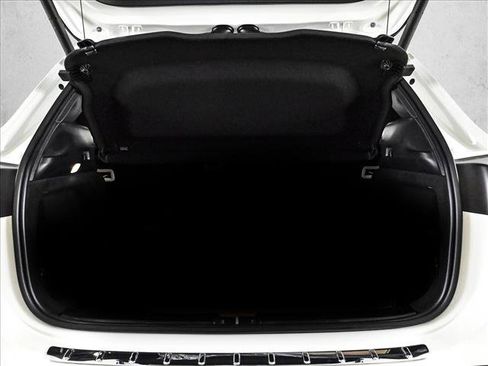 New 2026 Mercedes-Benz GLA 250 4MATIC image 6