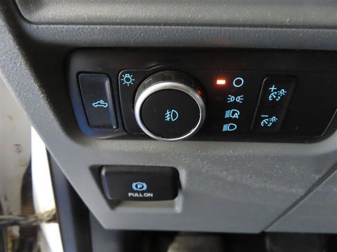 Used 2021 Ford F150 XLT w/ Trailer Tow Package image 16