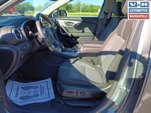 Used 2025 Chevrolet Blazer LT AWD/4WD image 15