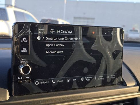 New 2025 Honda Pilot Touring image 8