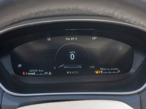 Used 2020 Lincoln Nautilus Reserve w/ Equipment Group 201A image 12