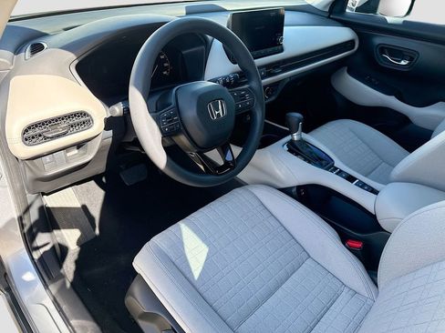 Used 2024 Honda HR-V LX image 10