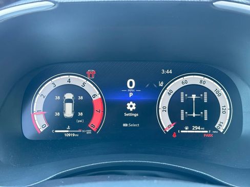 Certified 2025 Toyota Highlander XSE image 28