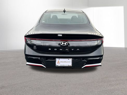 Used 2026 Hyundai Sonata SEL FWD image 8