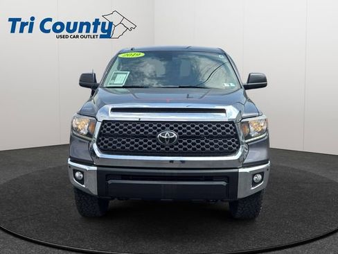 Used 2019 Toyota Tundra SR5 w/ Convenience Package AWD/4WD image 2