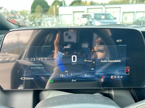 New 2026 Chevrolet Equinox EV LT image 11