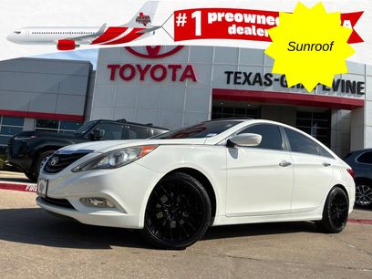 Used 2011 Hyundai Sonata SE w/ Navigation & Sunroof Pkg 4