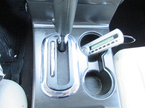 Used 2008 Ford Explorer XLT image 34