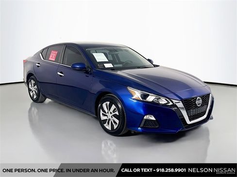 Certified 2020 Nissan Altima 2.5 S image 3