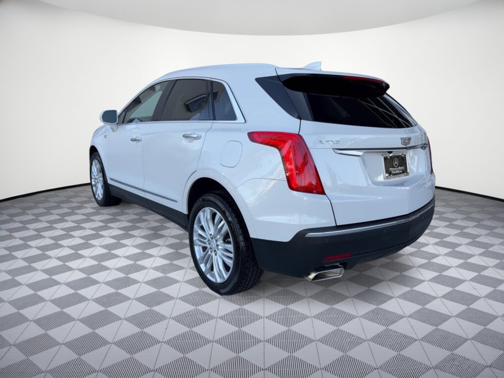 Used 2019 Cadillac XT5 Premium Luxury FWD image 3
