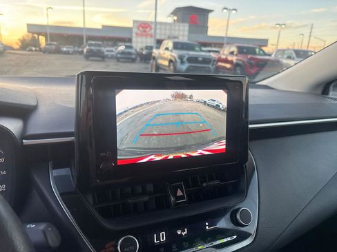 Used 2023 Toyota Corolla LE image 24