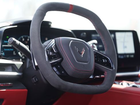 Used 2023 Chevrolet Corvette Stingray Premium Cpe w/ Z51 Performance Package RWD image 11