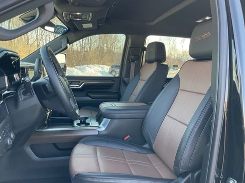 Used 2024 Chevrolet Silverado 2500 High Country image 20